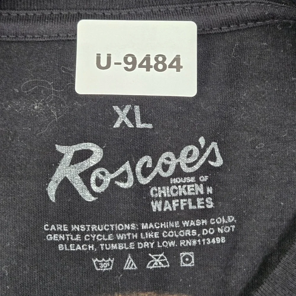 Roscoe's Men Shirt XL Black Graphic Print Chicken Waffles Streetwear Logo Short‎